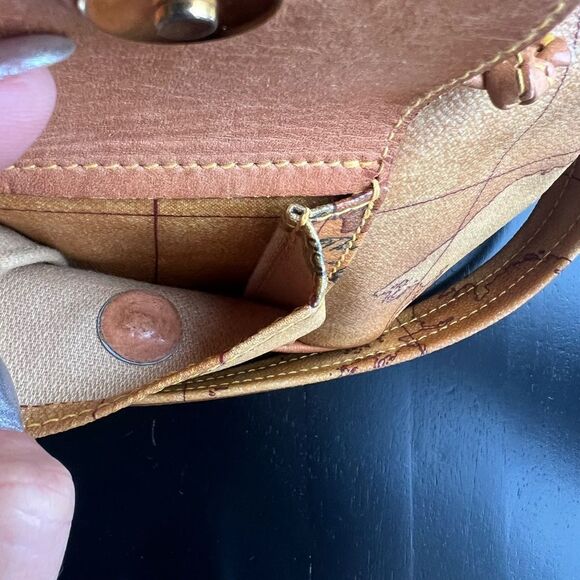 AUTHENTIC ALVIERO MARTINI BACKPACK - Picture 7 of 10